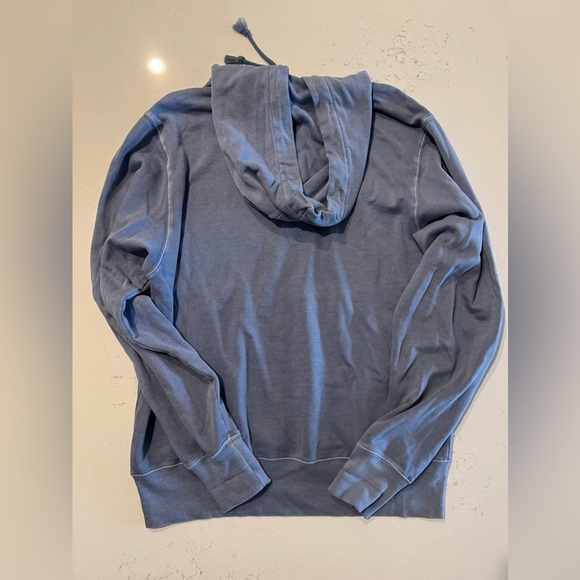 Champion Sweatshirt - Picture 2 of 4